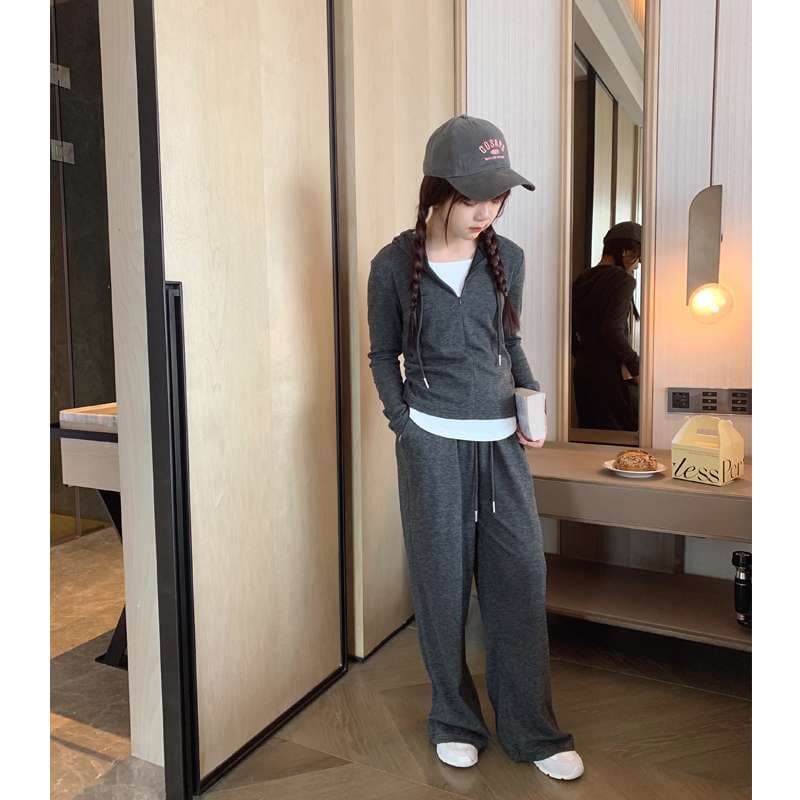 リラックスジャージーセットアップ