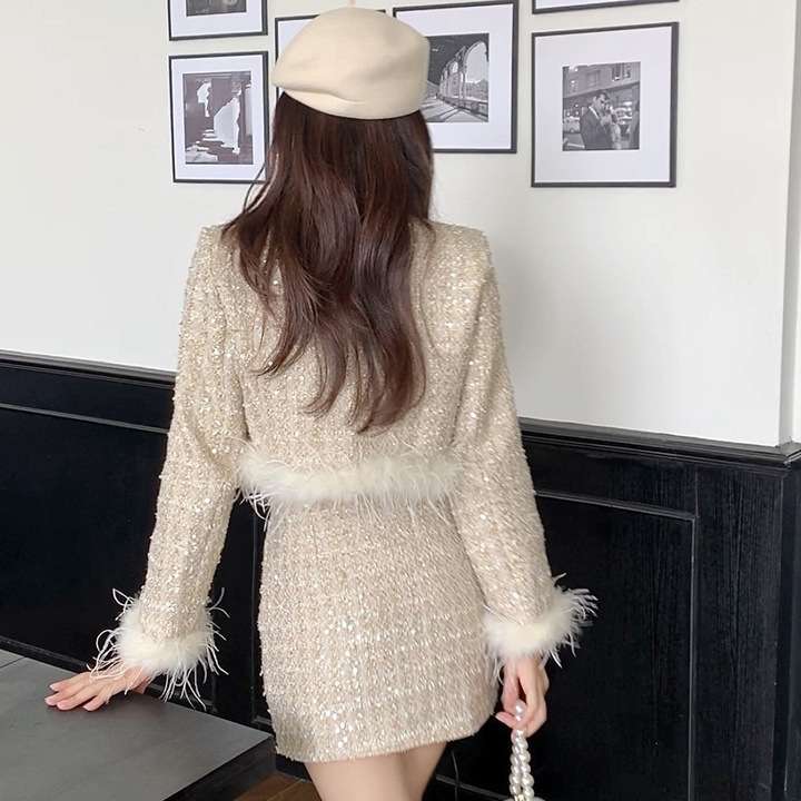 フェザー付きツイードセットアップ