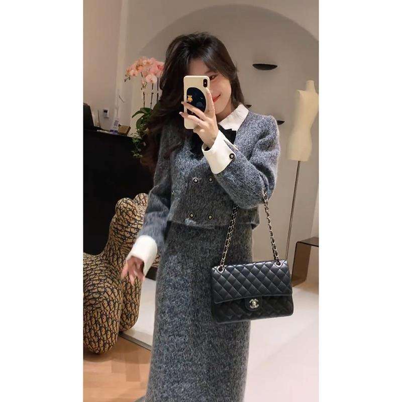 ハイネック上品セットアップ