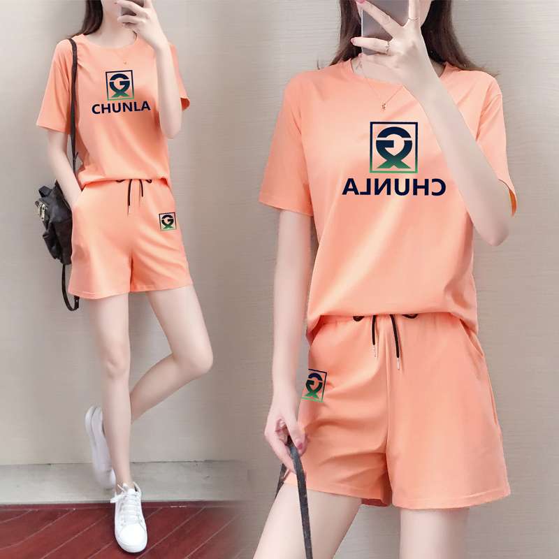 セットアップ チュンラ ロゴ入りTシャツ&ショートパンツセット