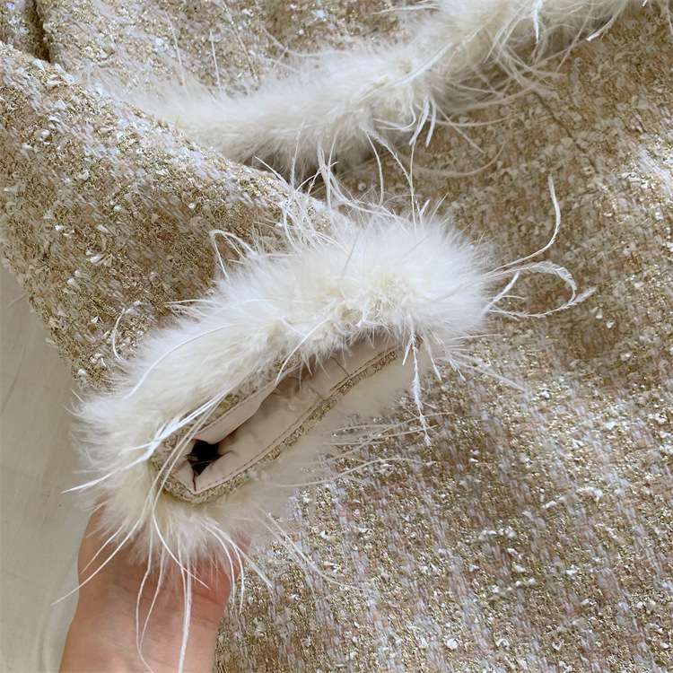 フェザー付きツイードセットアップ